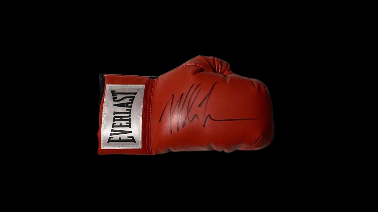 mike tyson gear Mike Tyson Autographed Everlast Boxing Glove
