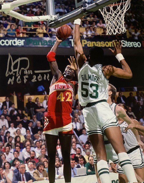 Artis Gilmore Autographed 8x10 Photo - 08