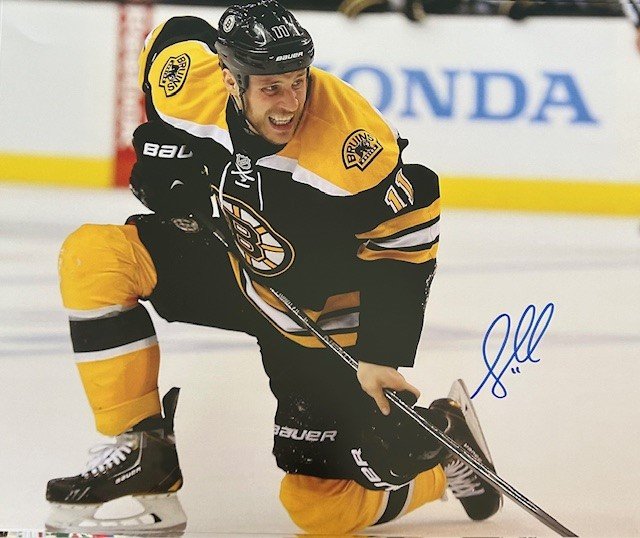 Gregory Campbell Autographed 16x20 Photo - 01