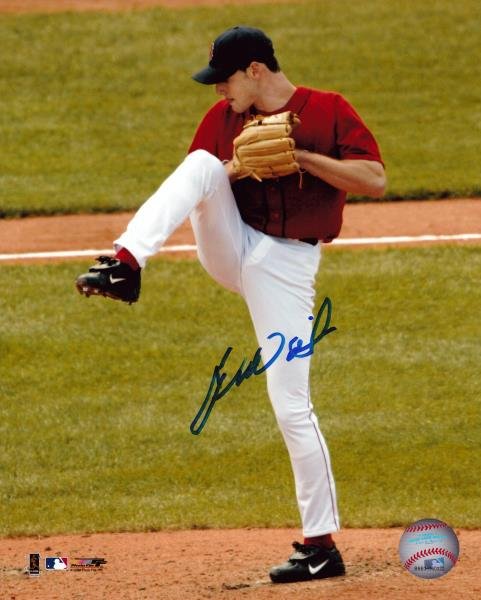 Lenny Dinardo Autographed 8x10 Photo - 02