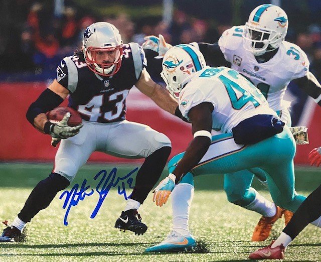 Nate Ebner Autographed 8x10 Photo - 08
