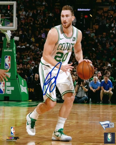 Gordon Hayward Autographed 8x10 Photo