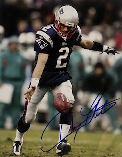 Doug Flutie Autographed 8x10 Photo - 01