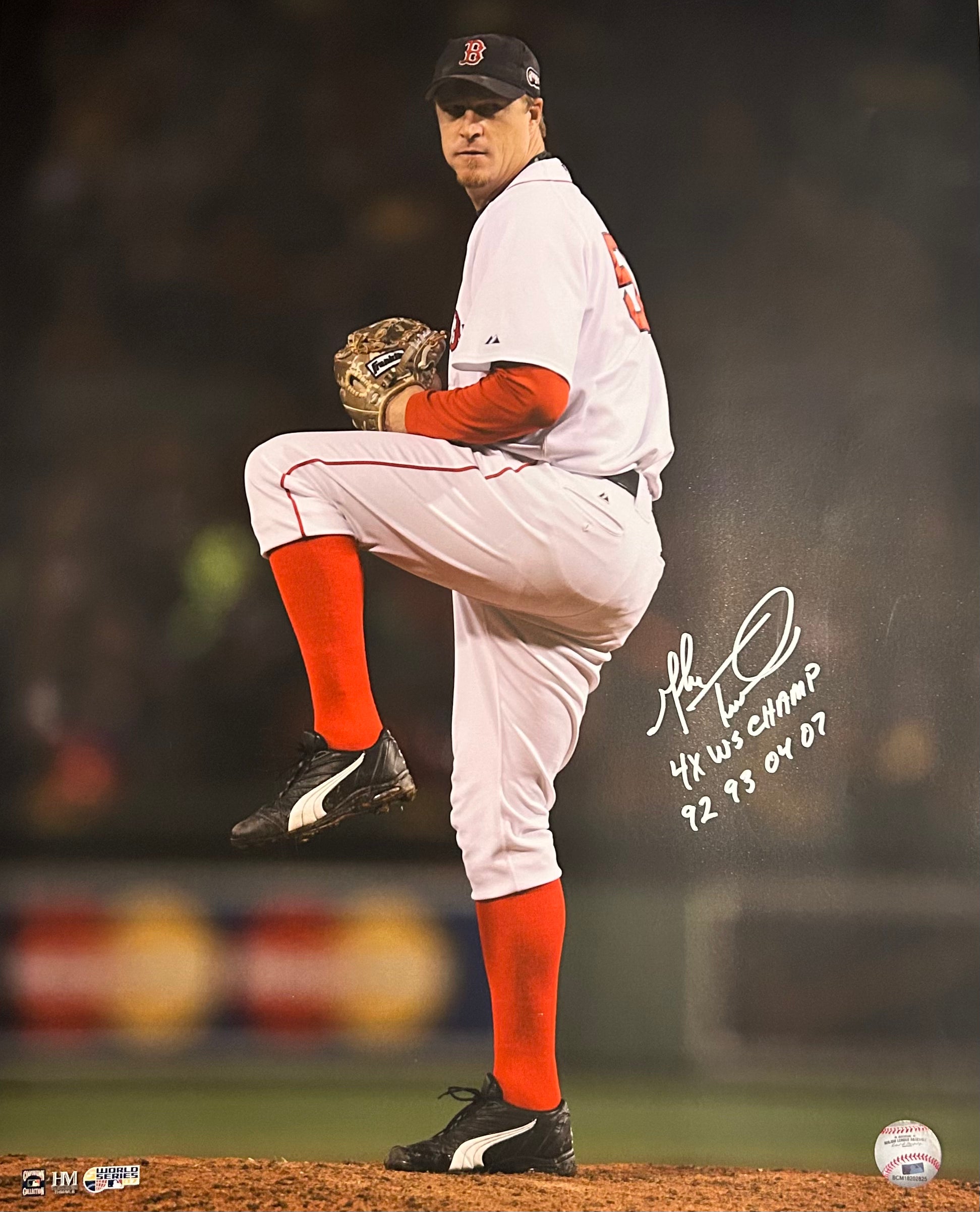 Mike Timlin Autographed 16x20 Photo - 01