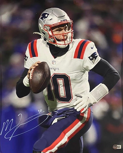 Mac Jones Autographed 16x20 Photo