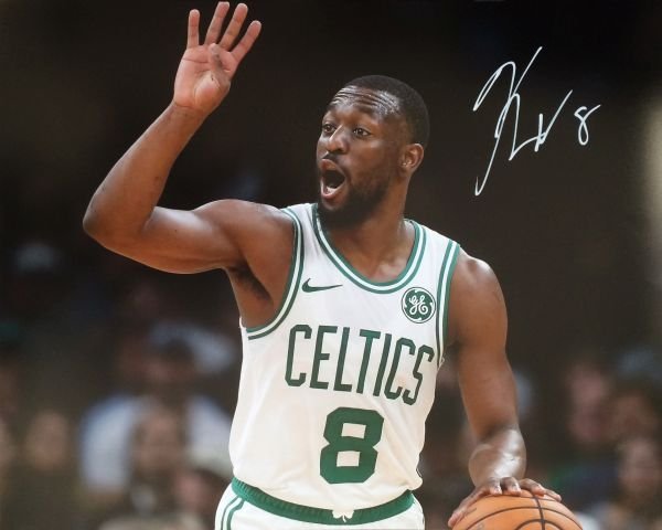 Kemba Walker Autographed 16x20 Photo - 07