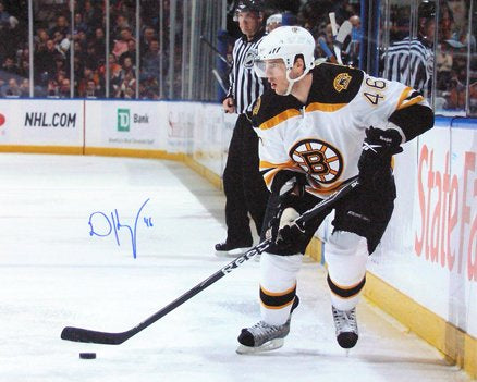 David Krejci Autographed 16x20 Photo