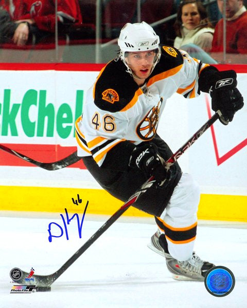 David Krejci Autographed 8x10 Photo