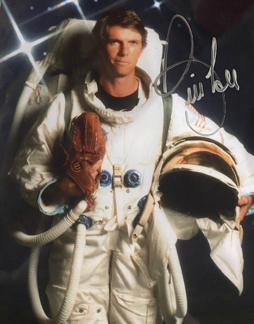 Bill Lee Autographed 8x10 Photo - 10