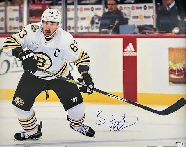 Brad Marchand Autographed 16x20 Photo - 05