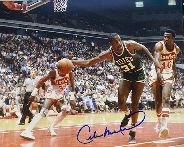 Cedric Maxwell Autographed 8x10 Photo - 03