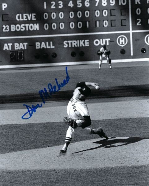 Dave Morehead Autographed 8x10 Photo - 02