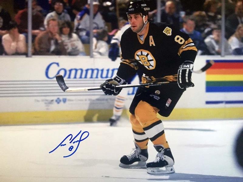 Cam Neely Autographed 16x20 Photo - 17