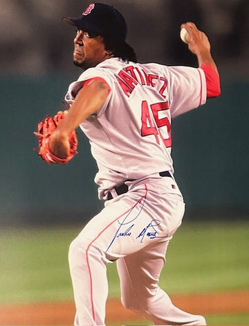 Pedro Martinez Autographed 16x20 Photo - 02