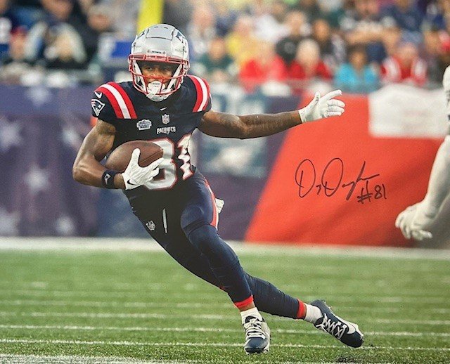 Demario "Pop" Douglas Autographed 16x20 Photo - 01