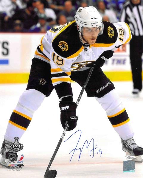 Tyler Seguin Autographed 16x20 Photo