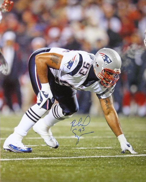 Richard Seymour Autographed 16x20 Photo - 05