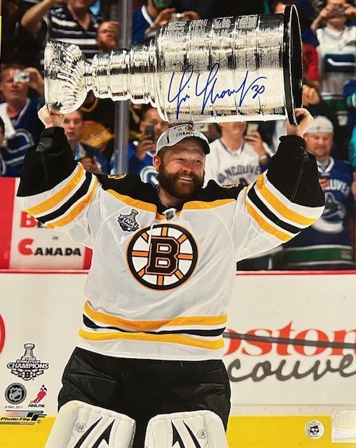 Tim Thomas Autographed 16x20 Photo-07