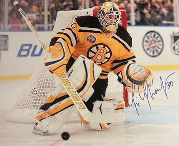 Tim Thomas Autographed 16x20 Photo - 01