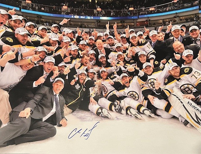 2011 Bruins team signed 16x20