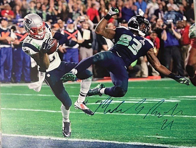 Malcolm Butler Autographed 16x20 Photo - 07