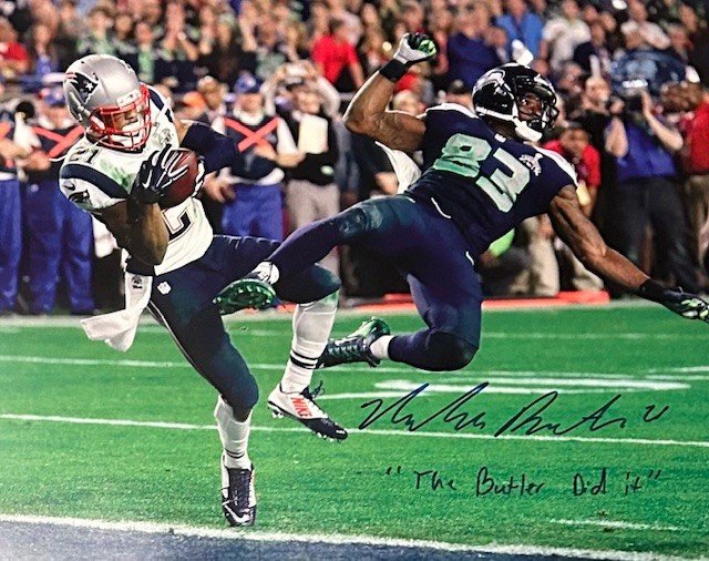 Malcolm Butler Autographed 16x20 Photo - 09
