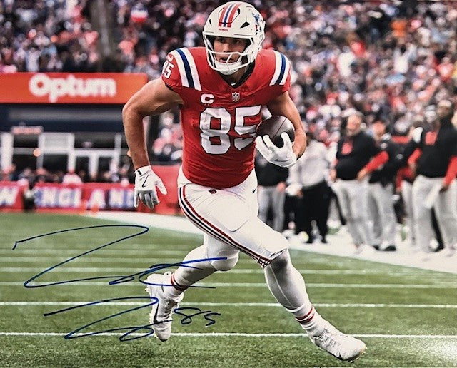 Hunter Henry in Red Patriots signed photo
