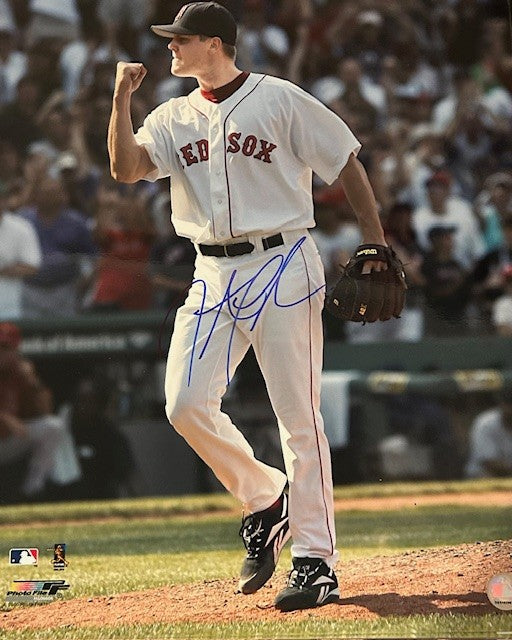 Jonathan Papelbon signed Red Sox fist pump photo