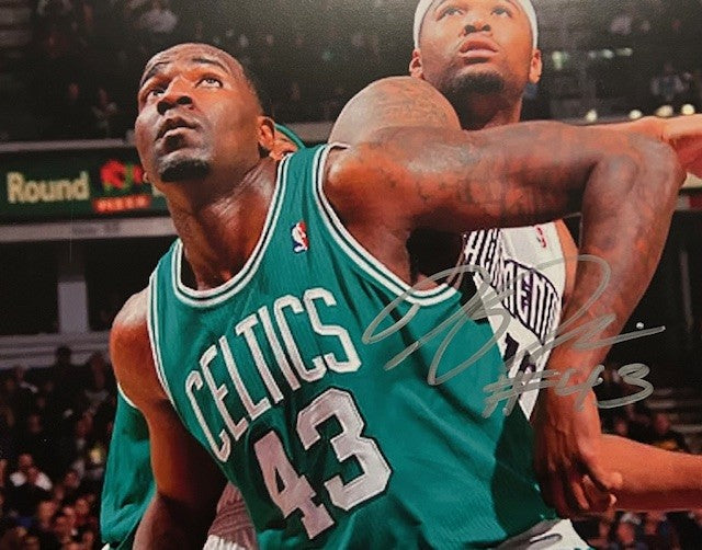 Kendrick Perkins signed Celtics Photo