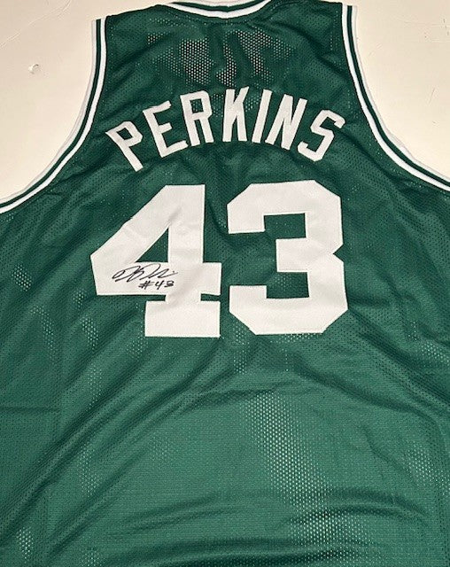 Kendrick Perkins signed Celtics Jersey