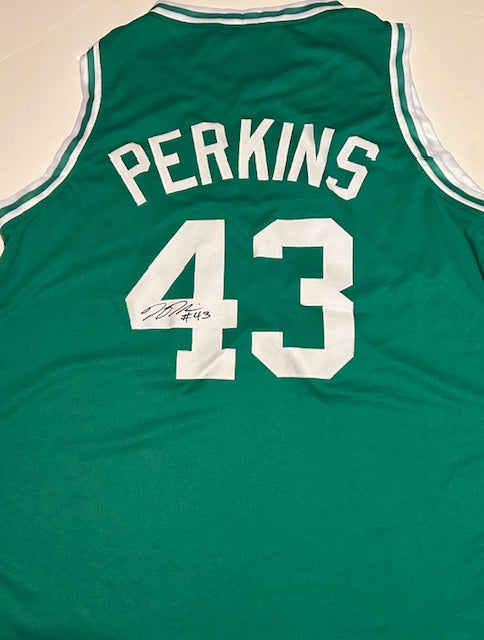 Kendrick Perkins signed Celtics Jersey