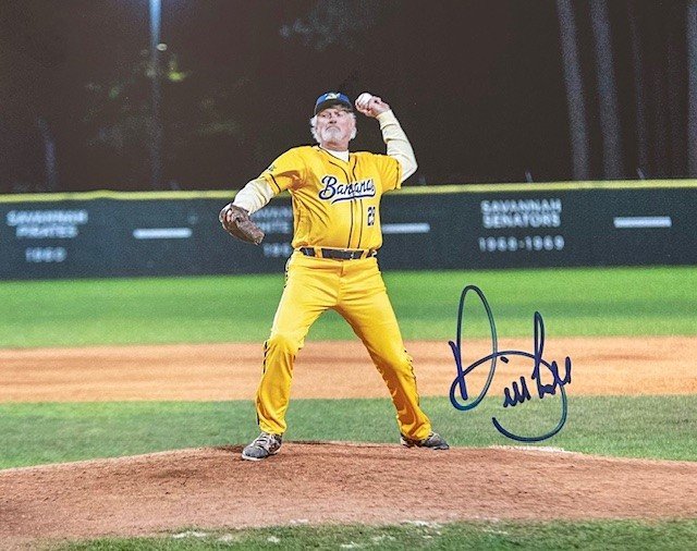 Bill Lee Autographed 8x10 Photo - 16