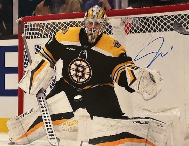 Jeremy Swayman Autographed 16x20 Photo - 03