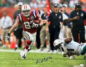 Wes Welker Autographed 16x20 Photo - 02